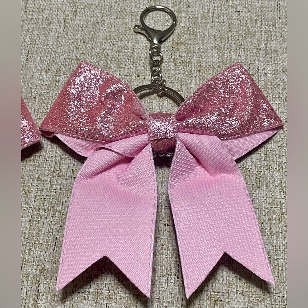Source Unknown Pink Glitter Bow Key Holder - Picture 7 of 13